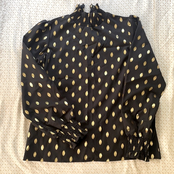 Elegant spring/fall blouse - Picture 1 of 1